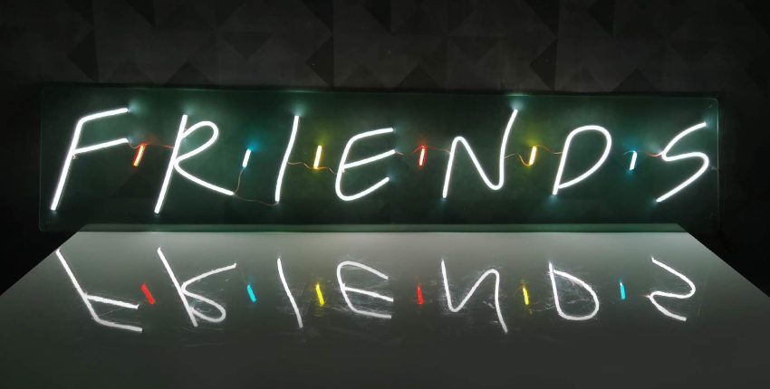 neon-serie-friends-para-cualquier-estancia